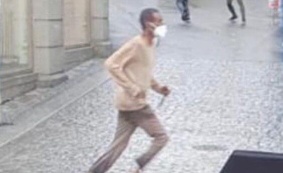 Obavy z návratu: Německo odmítá deportovat Somálce, který ve Würzburgu ubodal 3 ženy a 9 lidí pobodal5 (10)