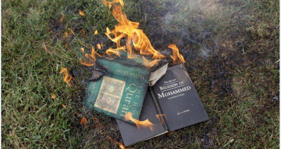 Také v Norsku došlo k pálení Koránu a následným muslimským nepokojům (video)5 (5)