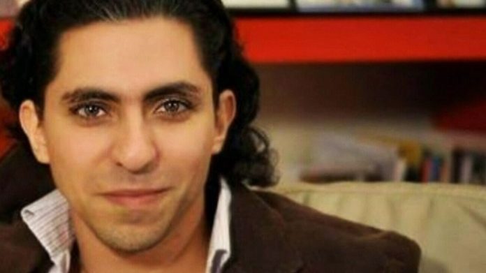 Saúdská Arábie: Po 10 letech věznění a 1000 ranách bičem byl propuštěn blogger, odsouzený za rouhání5 (4)