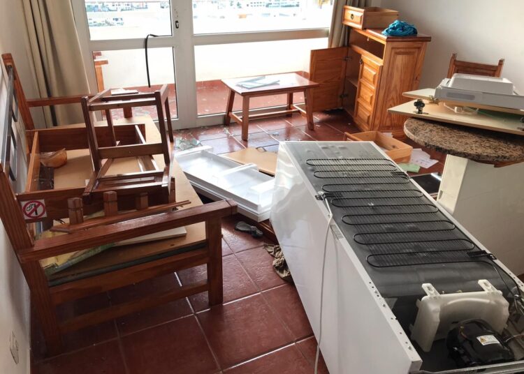Na Kanárských ostrovech probíhá soud s invazisty, kteří zdevastovali jeden z hotelů
