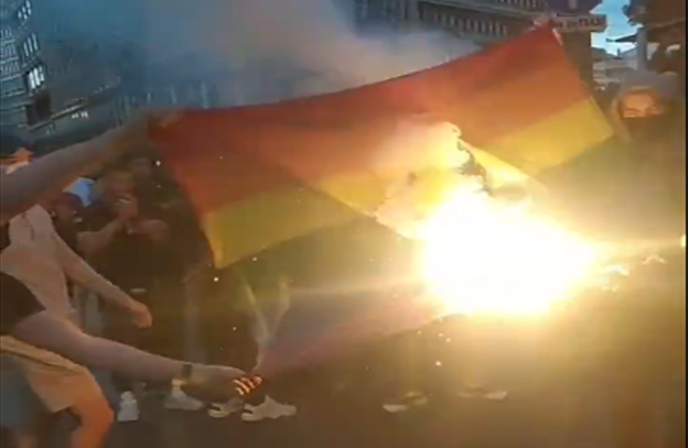 V Srbsku proběhla v neděli další anti LGBTQ demonstrace (video)5 (10)