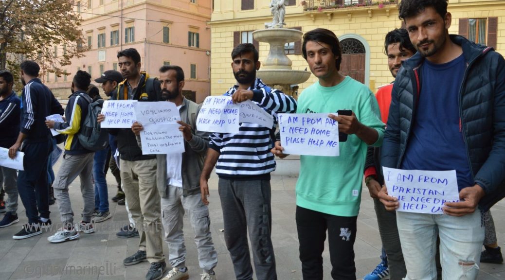 Itálie: Pákistánci protestují: „Chceme domovy!“