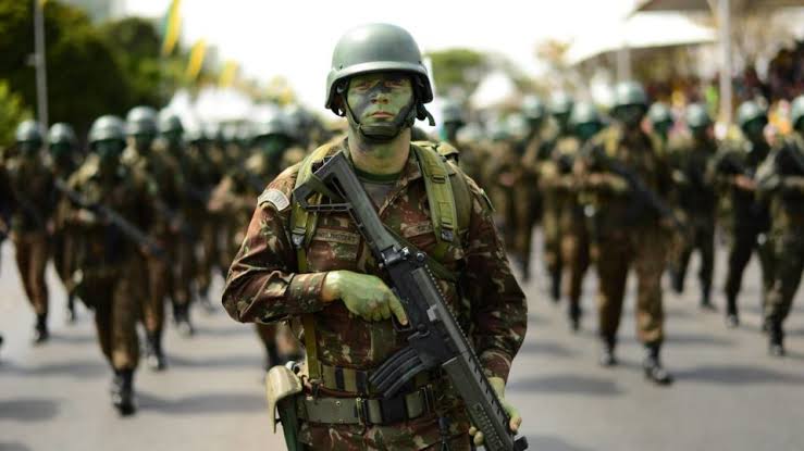 Brazilské Vánoce ve znamení mobilizace: Ozbrojené síly se chystají k zásahu  (video)5 (23)
