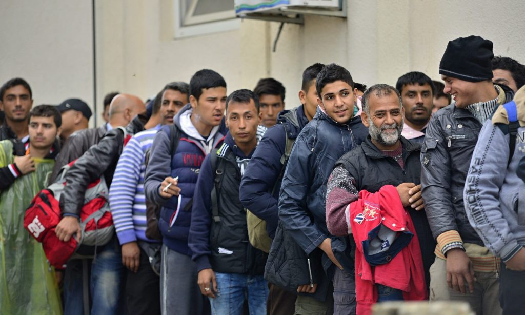 Rakousko: Z více než 100 tisíc podaných žádostí o azyl se v 91% jedná o muže ve vojenském věku
