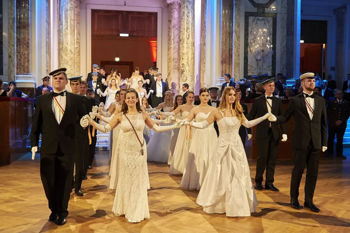 Ruská delegace se zúčastní jednání OBSE v Rakousku, na ples či jiné akce má však vstup zakázán