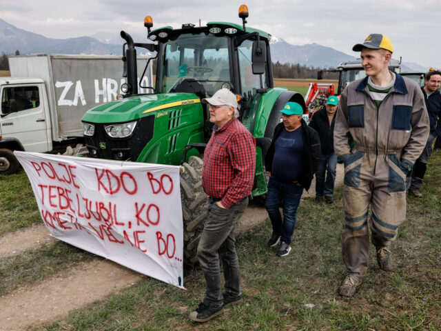 Protesty proti zelené agendě EU se šíří po Evropě, před slovinským parlamentem demonstrovalo 5000 zemědělců