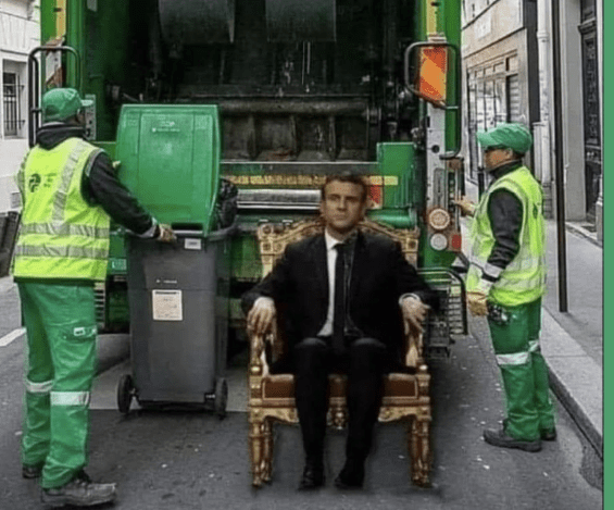 Podívejte se, jak byl Macron vypískán celým stadionem na MS v ragby (video)5 (24)
