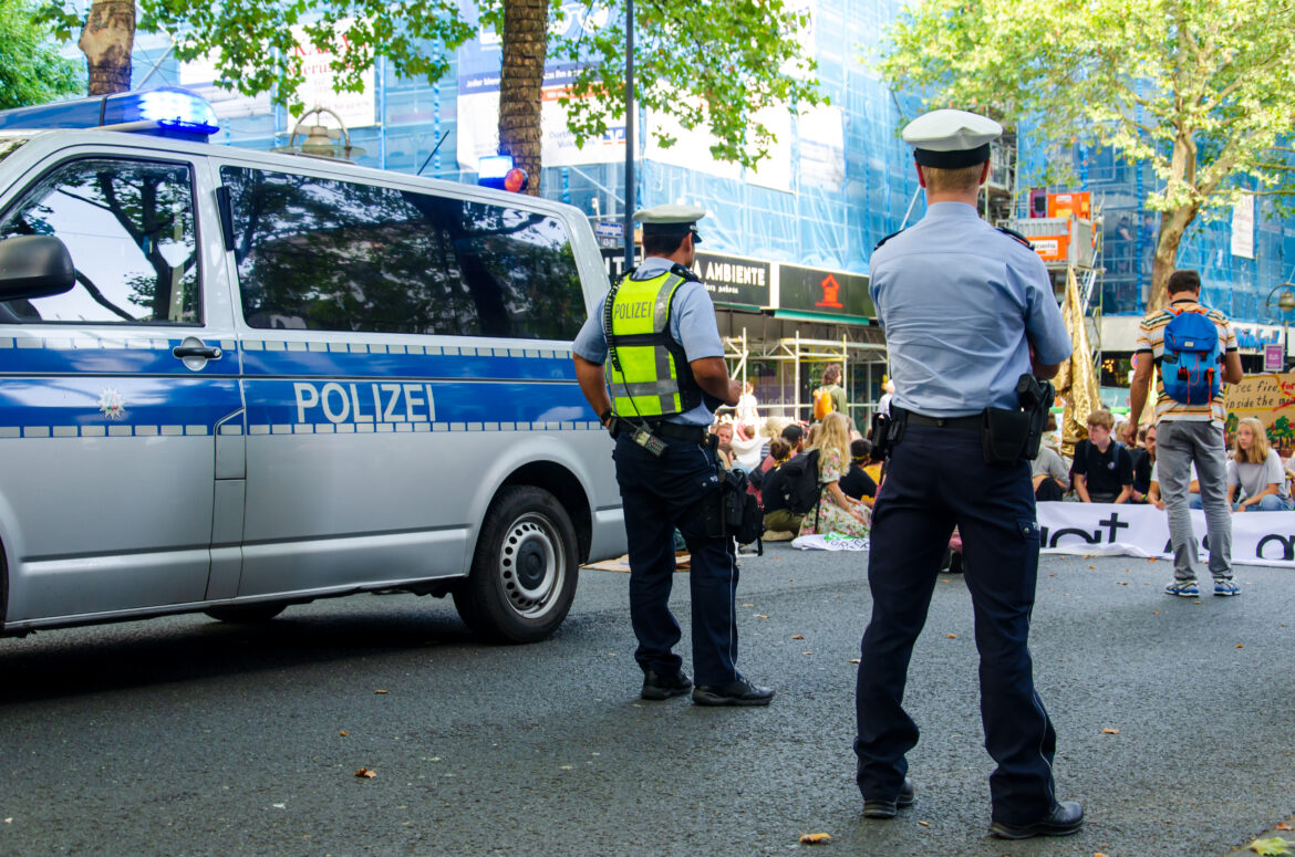 Německo: Dortmundská policie má nařízeno, aby neřešila zločinnost migrantů