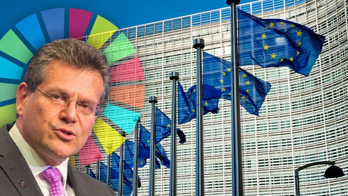 Jeden zelený fanatik za druhého: Proč v EU nahradili Timmermanse Ševčovičem?