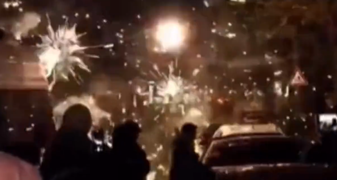 „Allahu akbar!“ v Paříži a další nepokoje v Berlíně (videa)5 (13)