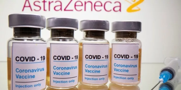 Vakcína AstraZeneca byla v soudním procesu označena za „závadnou“4.6 (24)