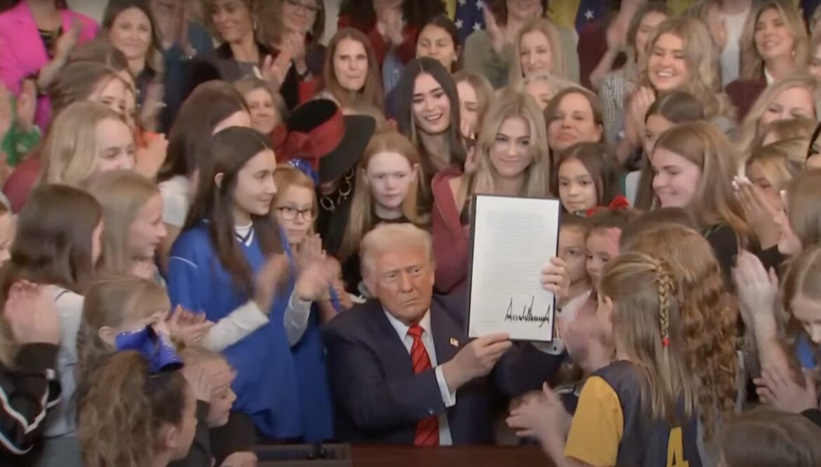 Zákaz biologických mužů v ženských sportech na území USA: Trump podepsal exekutivní příkaz na ochranu ženského sportu