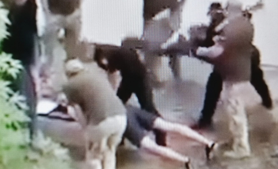 Teror nucené mobilizace na Ukrajině pokračuje (video)4.7 (15)