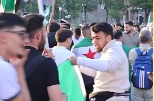 Syrští džihádisté slavili v centru Berlína masakry Drúzů (video)4.9 (10)