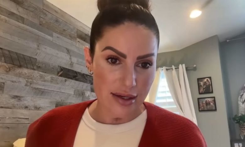 Zdravotní sestra dostala injekci proti Covidu a upadla do kómatu: Bylo to horší, než si dokázala představit (video)