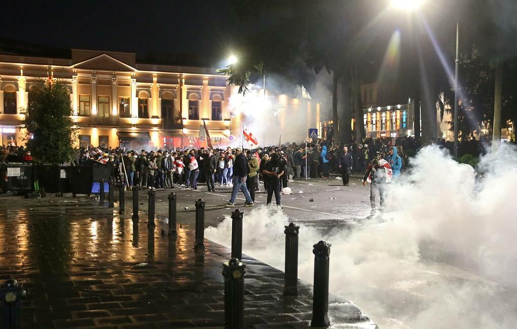 Další pokus o převrat v Gruzii (video)5 (13)