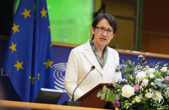 Diplomatická válka? EU právě překročila masivní červenou čáru stanovenou Čínou4.5 (24)