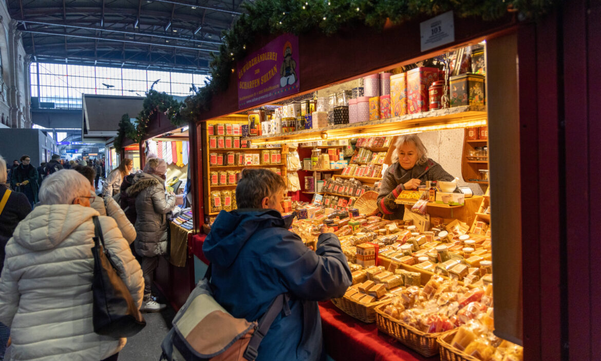 Odpor funguje: V Curychu nakonec bude možné platit i hotově4.7 (15)