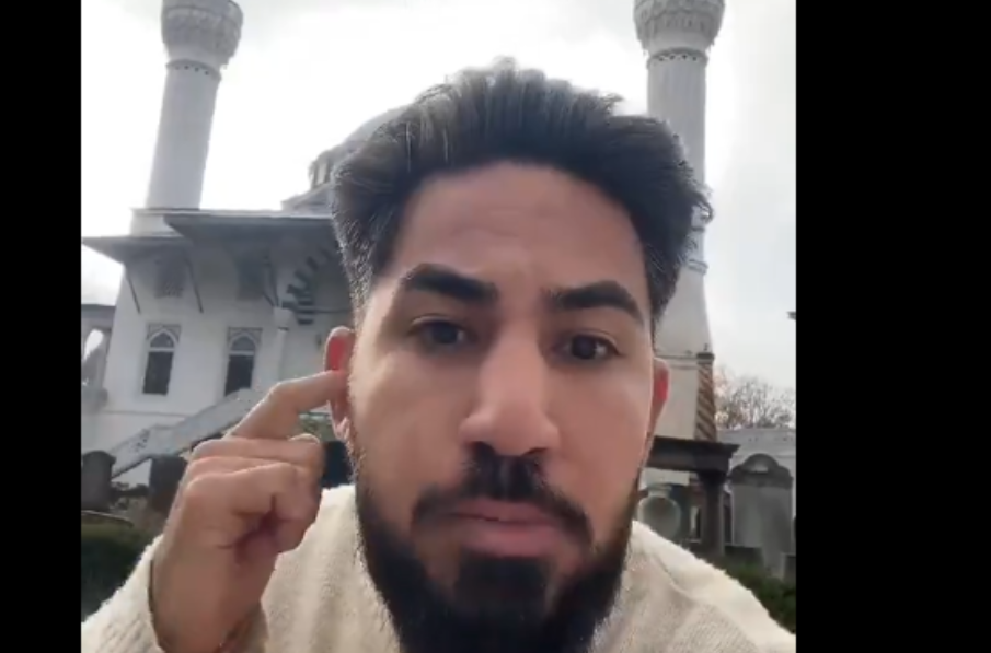 Muslim žijící v Německu jásá na internetu: „Německo už neexistuje, patří nám, muslimům!“ (video)