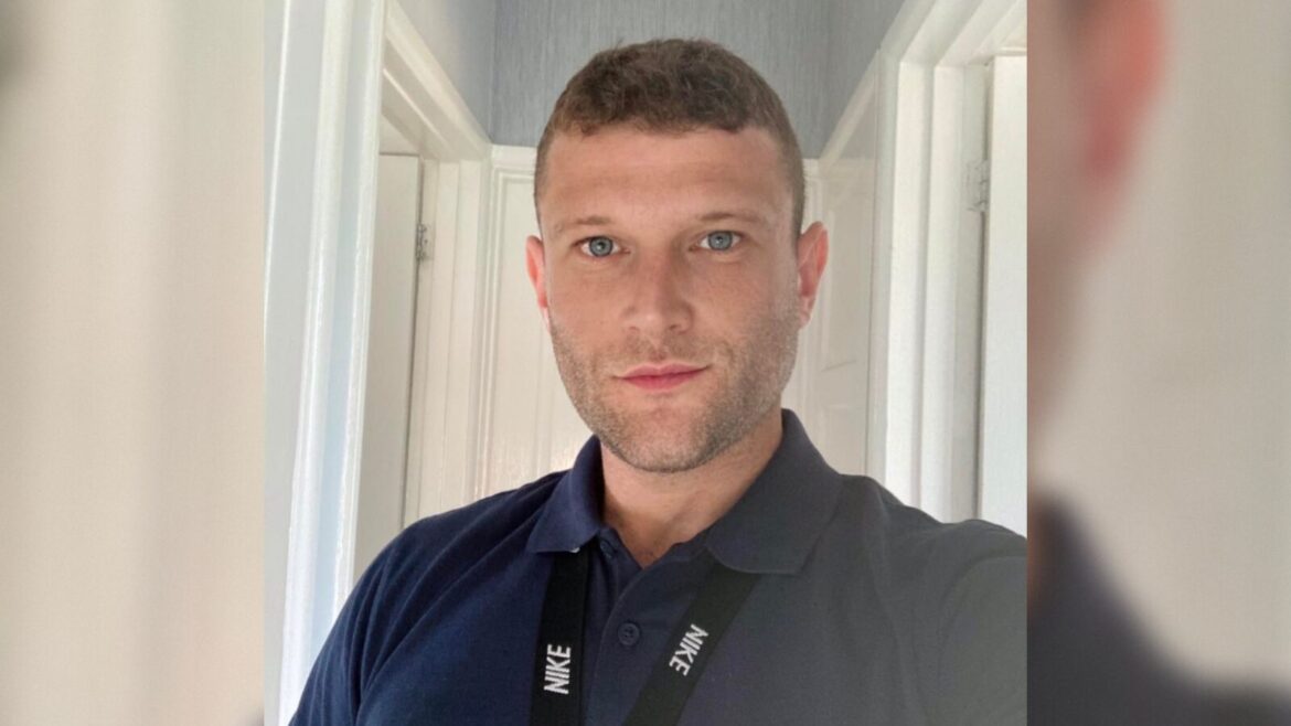 18 měsíců ve vězení: Brit byl odsouzen za zveřejnění dvou protimigračních příspěvků na sociálních sítích5 (9)