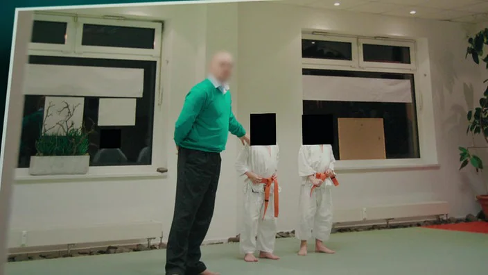 Německo: Íránský žadatel o azyl, který se vydával za psychoterapeuta, sexuálně zneužíval nezletilé dívky, včetně 9leté holčičky5 (5)