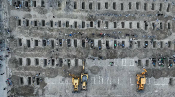 Vyšetřování naznačuje, že za útokem, při kterém v Íránu zahynulo 150 školaček, pravděpodobně stojí americké námořnictvo (video)