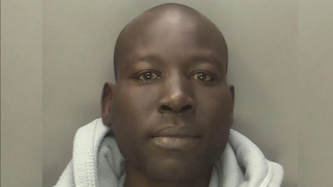 Velká Británie: Poté, co Afričan unesl a znásilnil 5letou holčičku, opoziční politik žádá referendum o trestu smrti5 (15)