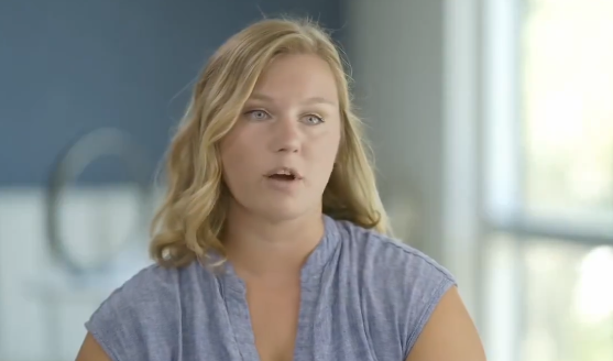 24letá americká vojačka po povinných mRNA injekcích prodělala tři infarkty a mrtvici, armáda se od ní odvrátila (video)4.8 (19)