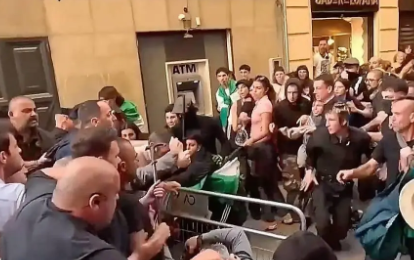 Sobotní demonstrace: Střety patriotů s Antifou ve Španělsku a Itálii (videa)5 (4)