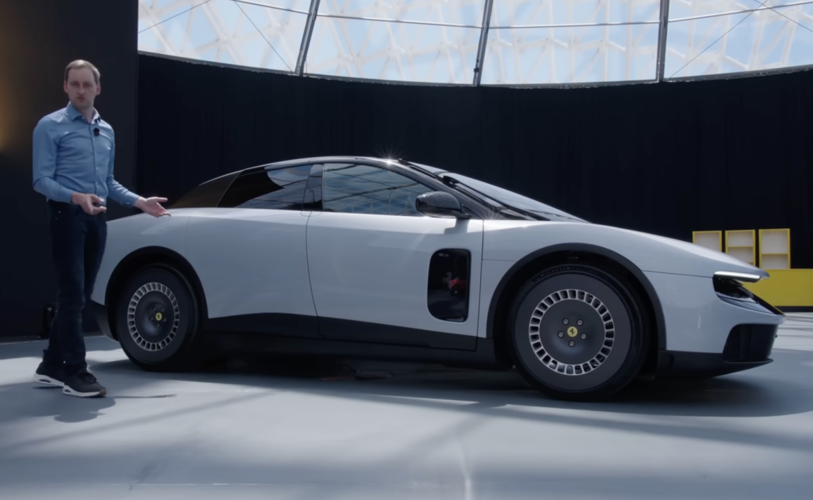 Elektrické Ferrari čelí širokému odmítání, akcie padají