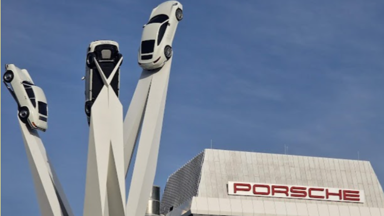 Automobilová krize se prohlubuje: Porsche propustí více než jednoho ze tří pracovníků5 (5)