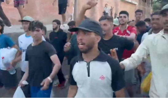 Další vyhrocení situace v Ceutě: Vetřelci, kteří odmítli odejít do Maroka, okupují město za pokřiku „Allahu akbar!“ (videa)
